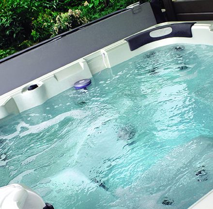 Entretenir votre spa : les gestes simples pour un entretien facile