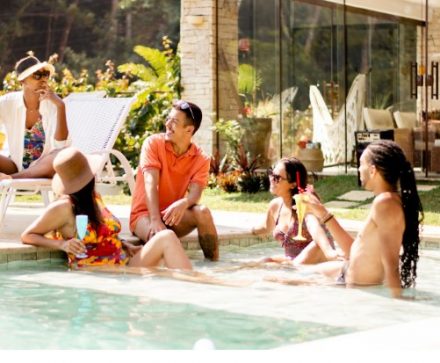 Aménager sa terrasse pour être prêt à recevoir familles et amis!