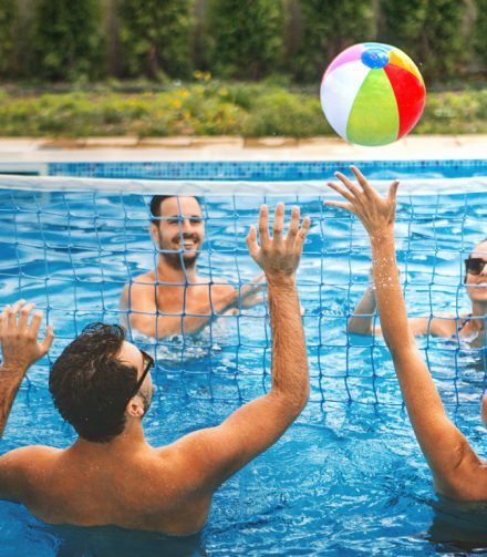 Top 5 des jeux amusants dans la piscine avec les enfants